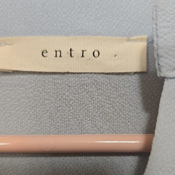 Entro Blue Blouse 3/4 Cuffed Sleeves S - Picture 2 of 3